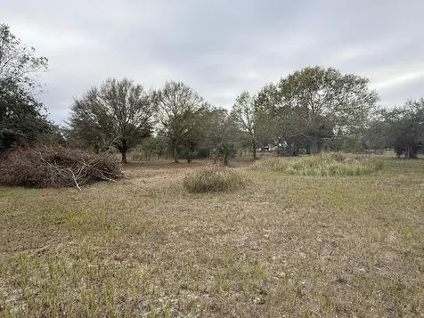 754 Hunting Club Avenue Clewiston FL 33440