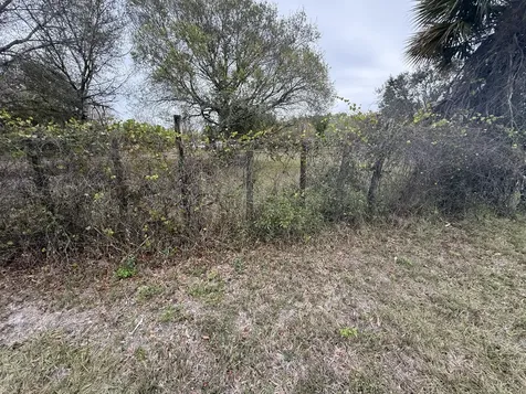 754 Hunting Club Avenue Clewiston FL 33440