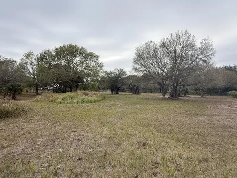 754 Hunting Club Avenue Clewiston FL 33440