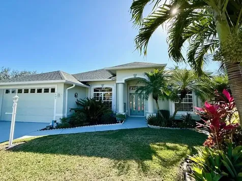 3405 Se Hart Circle Port Saint Lucie FL 34984