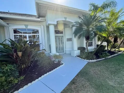 3405 Se Hart Circle Port Saint Lucie FL 34984