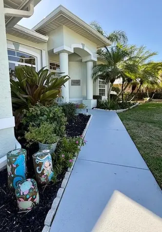 3405 Se Hart Circle Port Saint Lucie FL 34984