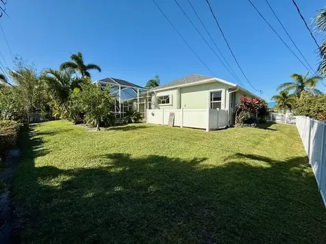 3405 Se Hart Circle Port Saint Lucie FL 34984