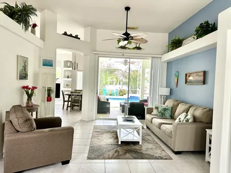 3405 Se Hart Circle Port Saint Lucie FL 34984