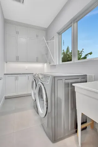 807 Dover Street Boca Raton FL 33487