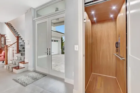 807 Dover Street Boca Raton FL 33487