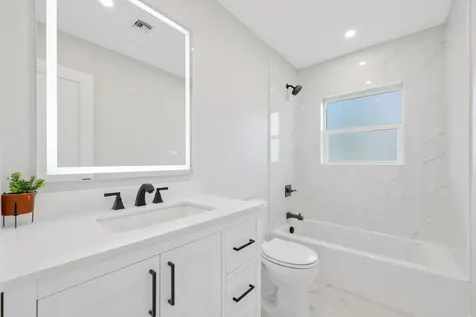 2624 Se 9th Street Pompano Beach FL 33062