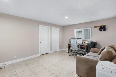 1317 Sw 17th Street Boynton Beach FL 33426