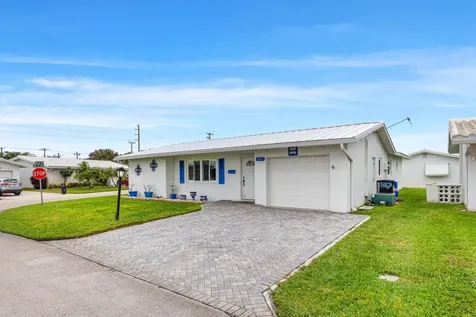 1317 Sw 17th Street Boynton Beach FL 33426