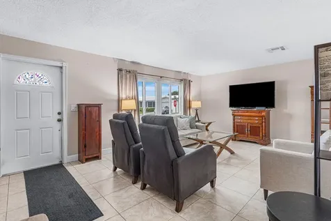 1317 Sw 17th Street Boynton Beach FL 33426
