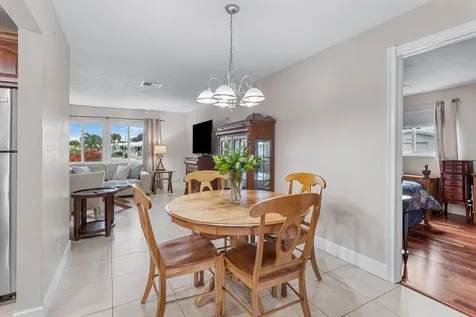 1317 Sw 17th Street Boynton Beach FL 33426