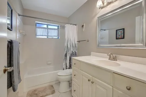 10708 Santa Laguna Drive Boca Raton FL 33428