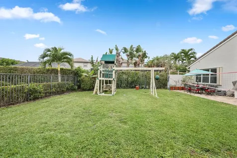 19090 Skyridge Circle Boca Raton FL 33498