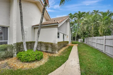 9717 Erica Court Boca Raton FL 33496