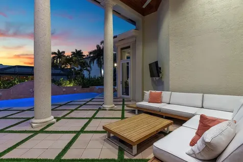 2124 W Maya Palm Drive Boca Raton FL 33432