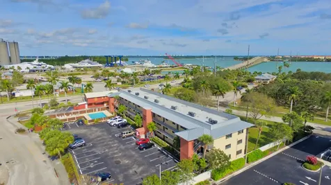 701 N Indian River Drive Fort Pierce FL 34950