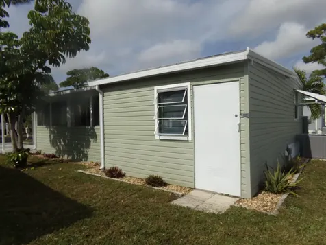 9021 Fomento Bay Boynton Beach FL 33436