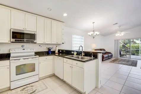 8270 Duomo Circle Boynton Beach FL 33472