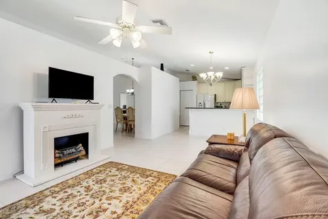 8270 Duomo Circle Boynton Beach FL 33472