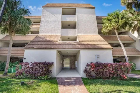 511 Ives Dairy Road Miami FL 33179