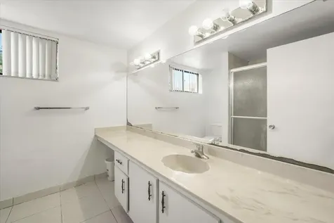 511 Ives Dairy Road Miami FL 33179