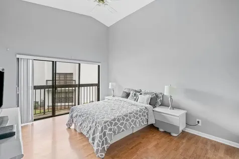 5020 Golfview Court Delray Beach FL 33484