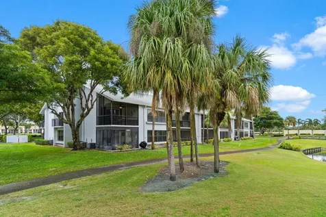 5020 Golfview Court Delray Beach FL 33484