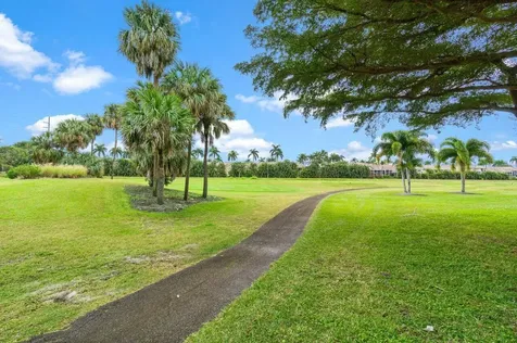 5020 Golfview Court Delray Beach FL 33484