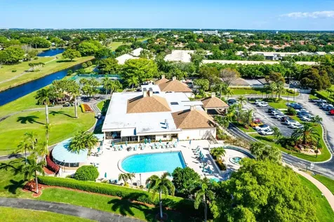 5020 Golfview Court Delray Beach FL 33484