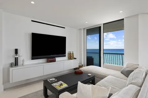 2100 S Ocean Boulevard Palm Beach FL 33480