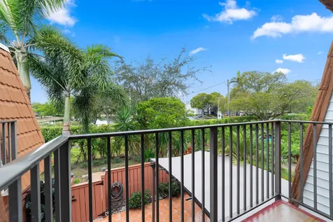 2971 Sw 11 Place Deerfield Beach FL 33442