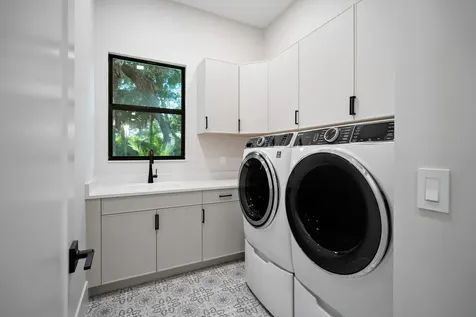 9193 Seaglass Court Vero Beach FL 32963