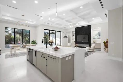 9193 Seaglass Court Vero Beach FL 32963