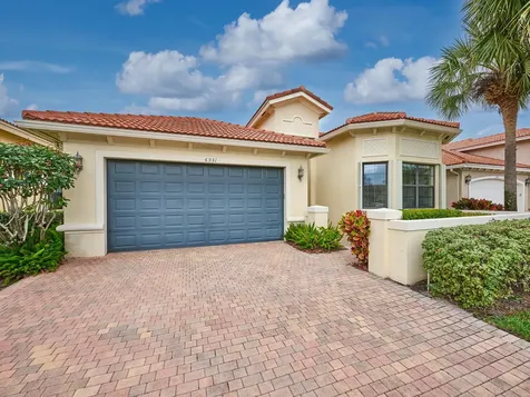 6931 Fabiano Circle Boynton Beach FL 33437