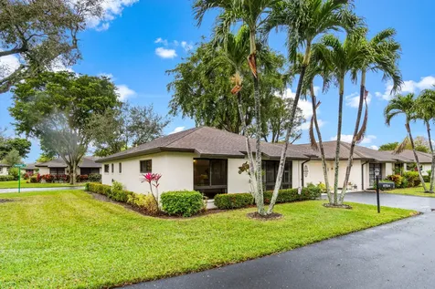 4725 Greentree Circle Boynton Beach FL 33436