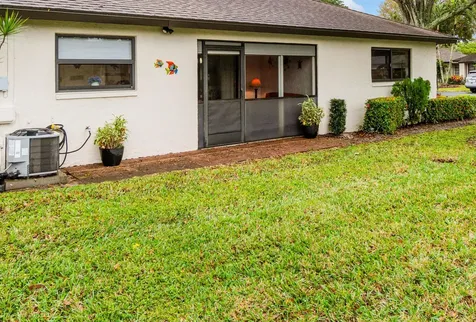 4725 Greentree Circle Boynton Beach FL 33436