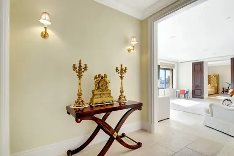 150 Bradley Place Palm Beach FL 33480