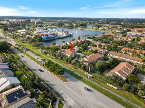 6798 Via Regina Boca Raton FL 33433