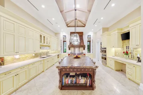 2313 Nw 59th Street Boca Raton FL 33496