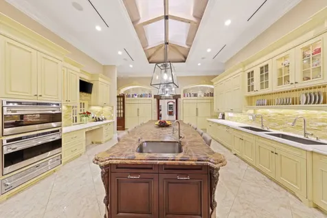 2313 Nw 59th Street Boca Raton FL 33496