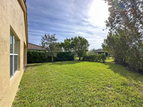 11329 Sw Birch Tree Circle Port Saint Lucie FL 34987
