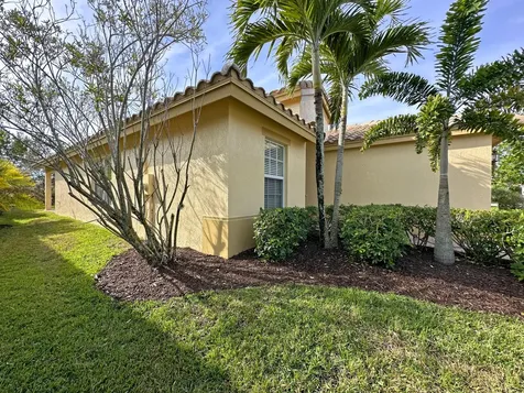 11329 Sw Birch Tree Circle Port Saint Lucie FL 34987