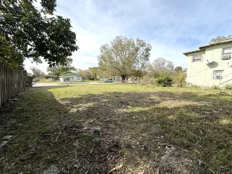 804 N 22nd Street Fort Pierce FL 34950