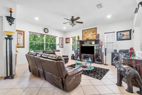 1098 Grove Park Circle Boynton Beach FL 33436
