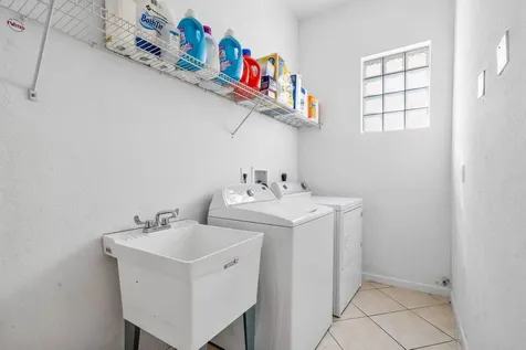 1098 Grove Park Circle Boynton Beach FL 33436