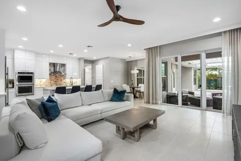 19878 Meadowside Lane Boca Raton FL 33498