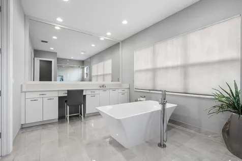 19878 Meadowside Lane Boca Raton FL 33498