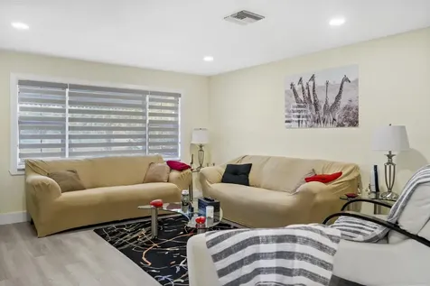 1726 Sw 19th Drive Boynton Beach FL 33426