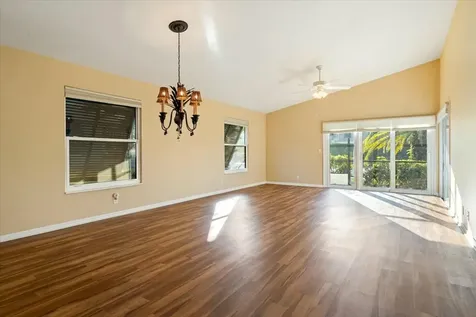 6686 Se Yorktown Drive Hobe Sound FL 33455