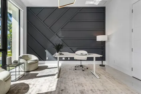 725 Ne 71st Street Boca Raton FL 33487